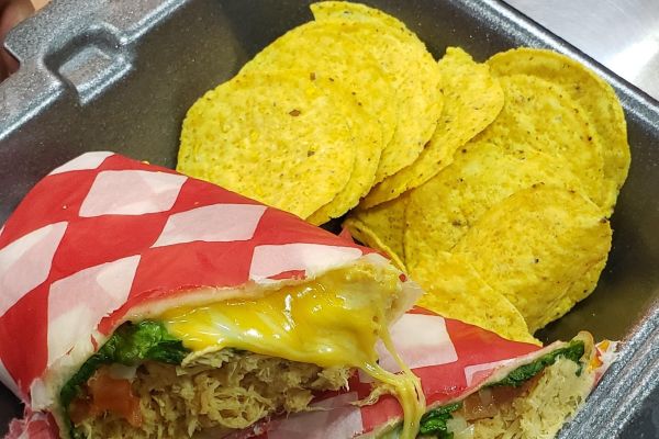 burritopollo22FACBC3B-36D9-B1D3-6B72-7A7BA4127AB7.jpg
